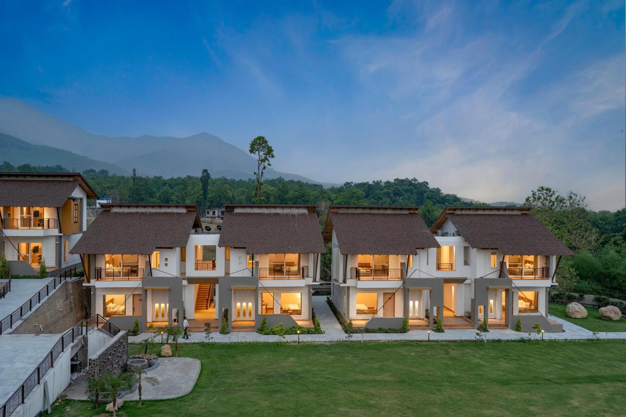 Evara Spa & Resort Rāmnagar Exterior photo