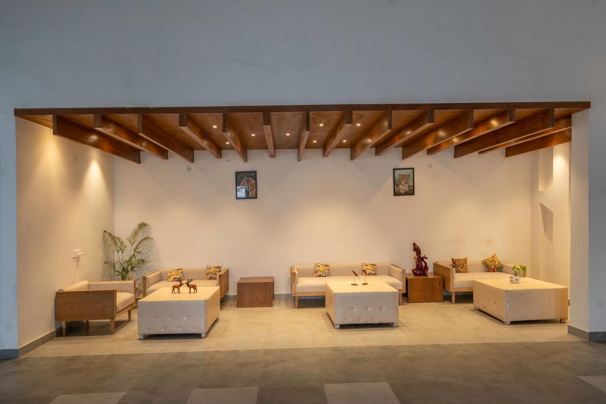 Evara Spa & Resort Rāmnagar Exterior photo